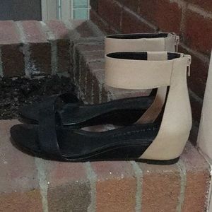 EUC Halston sandals